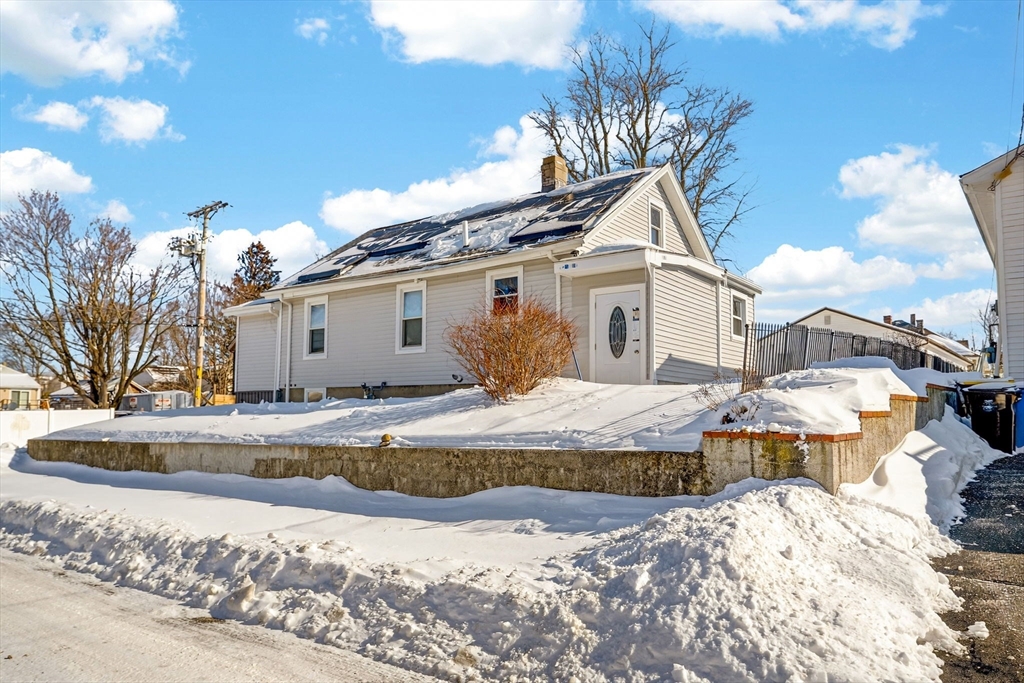 93 Lawton Street Fall River, MA 02721 - Photo 20 of 25