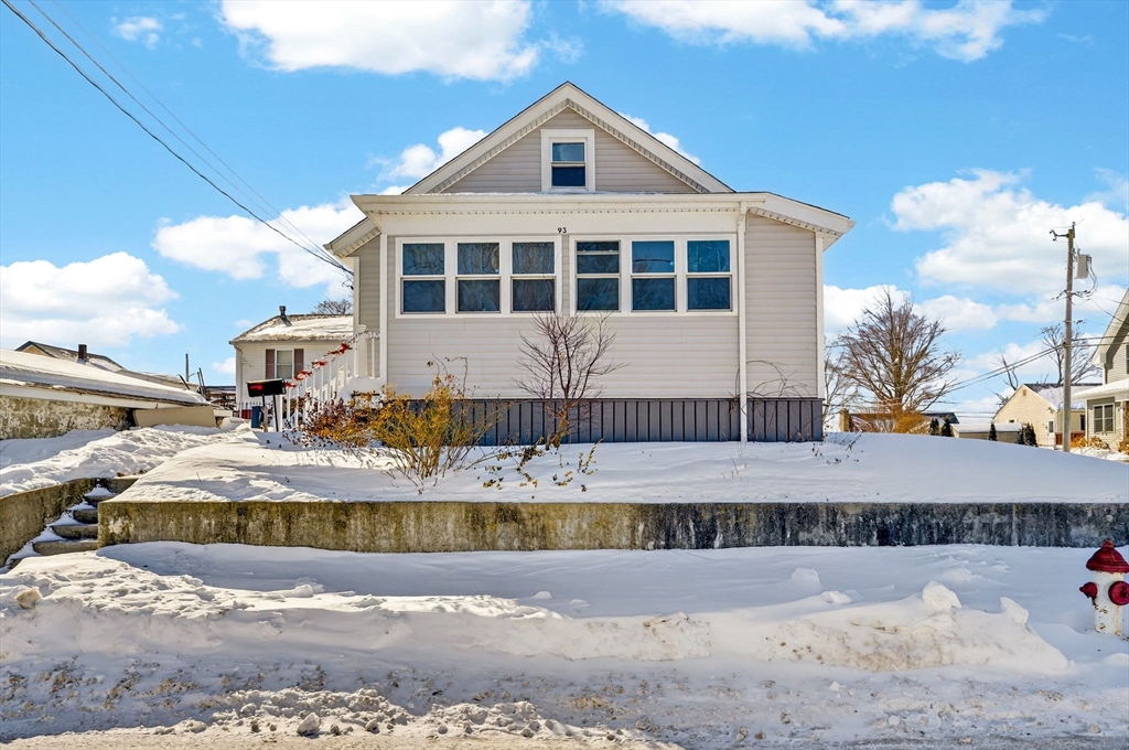 93 Lawton Street Fall River, MA 02721 - Photo 22 of 25