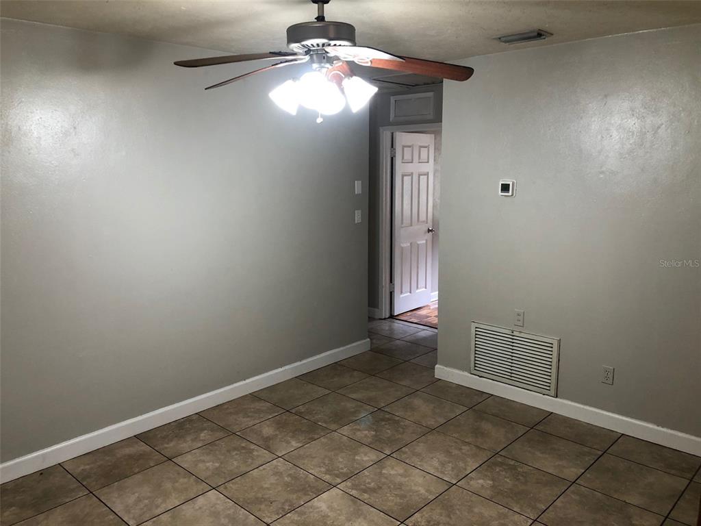 304 Northwest 36th Street Gainesville, FL 32607 - Photo 8 of 11