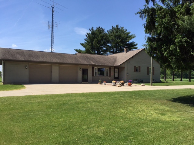 27290 Harrison Road South Bend, IN 46619 - Photo 1 of 16