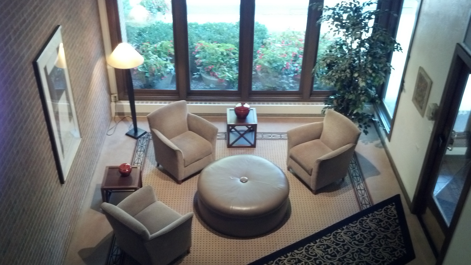 22 Park Lane, Unit 518 Park Ridge, IL 60068 - Photo 3 of 21 a living room with furniture and a large window