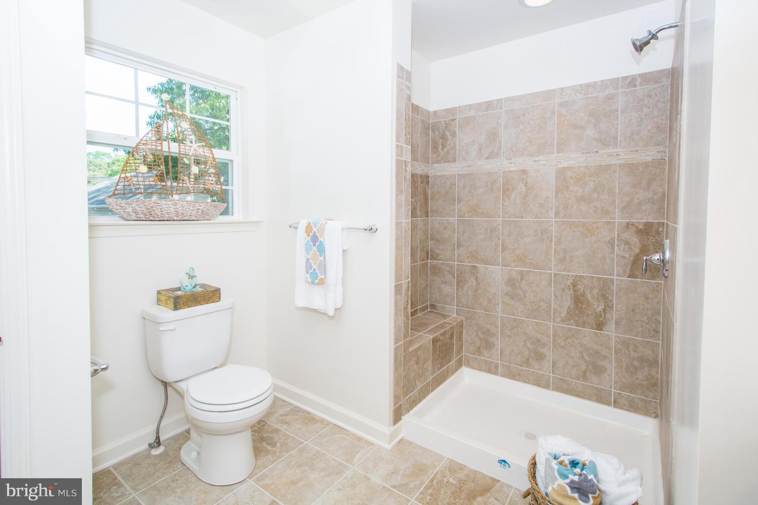 535 Kenmore Road Severna Park, MD 21146 - Photo 16 of 30 Bath (Master)