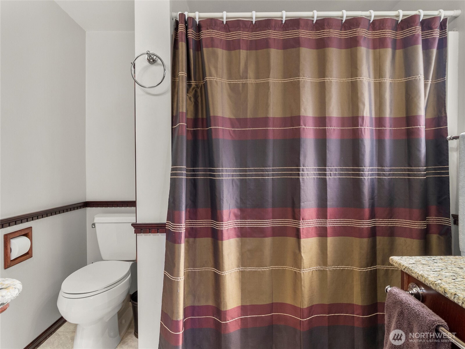 16035 42nd Avenue South SeaTac, WA 98188 - Photo 14 of 40