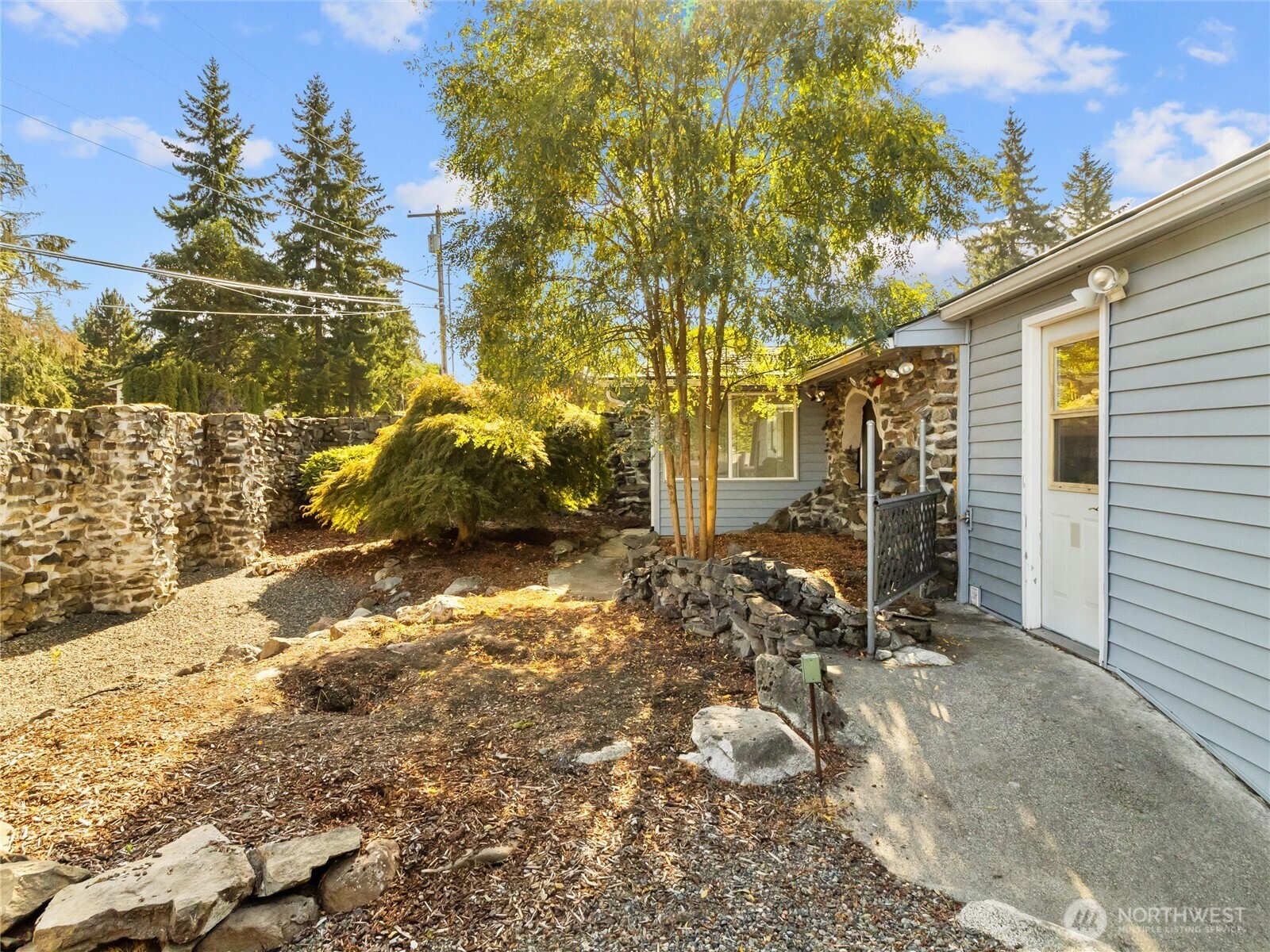 16035 42nd Avenue South SeaTac, WA 98188 - Photo 27 of 40