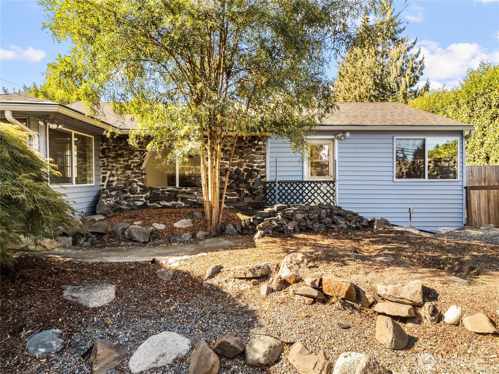 16035 42nd Avenue South SeaTac, WA 98188 - Photo 28 of 40