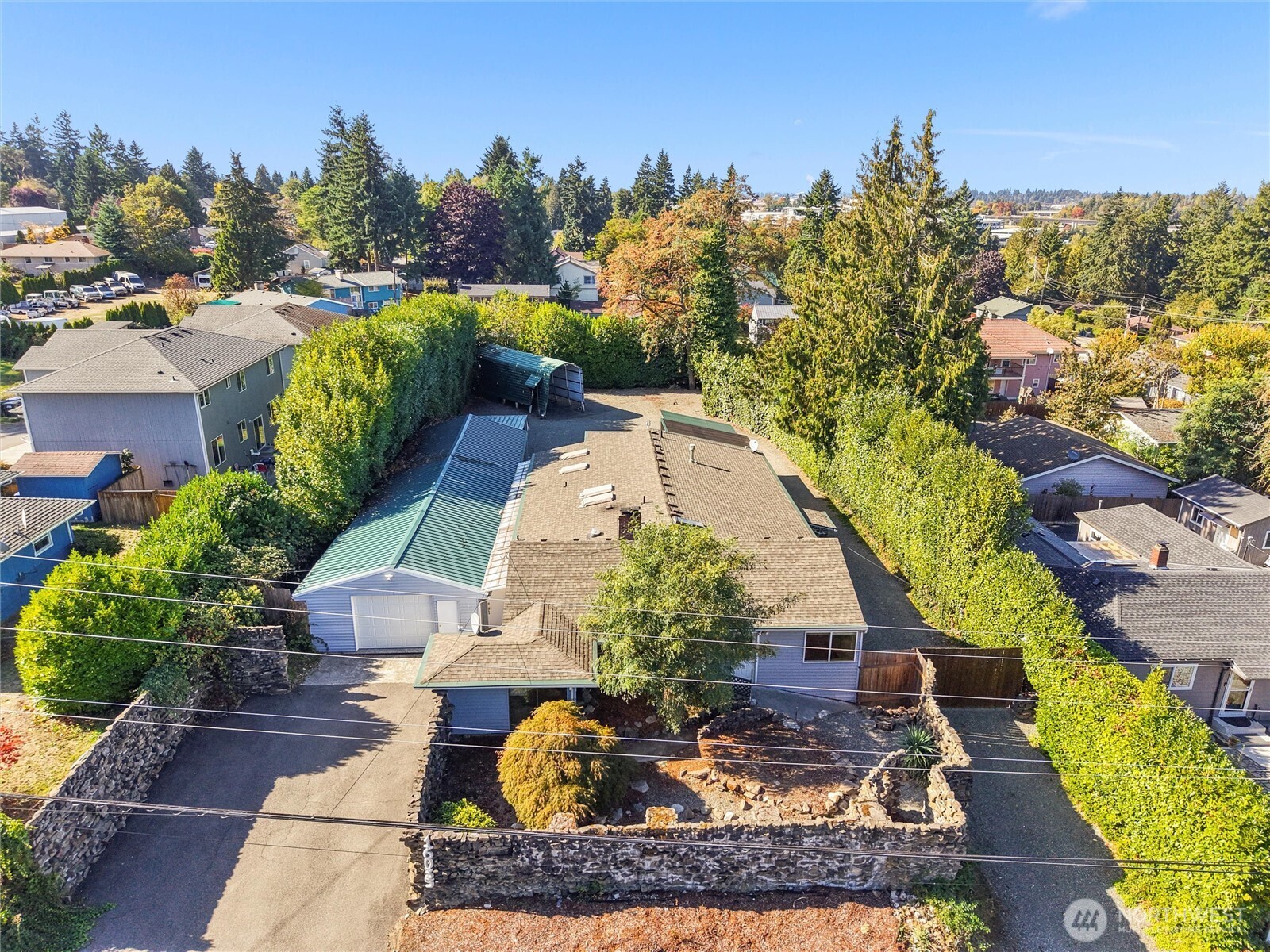 16035 42nd Avenue South SeaTac, WA 98188 - Photo 3 of 40