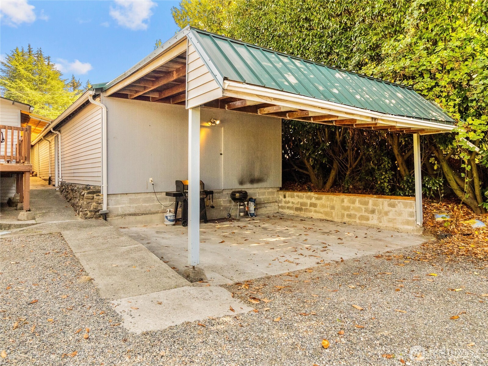 16035 42nd Avenue South SeaTac, WA 98188 - Photo 34 of 40