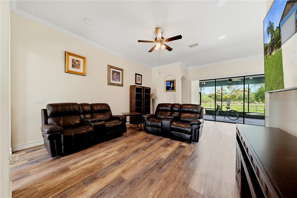 326 Star Shell Drive Apollo Beach, FL 33572 - Photo 12 of 48