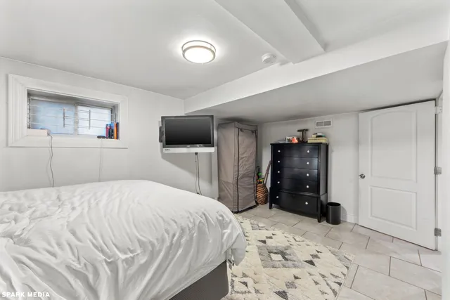 $2,300 | 1621 North McVicker Avenue, Unit 2, Chicago, IL 60639