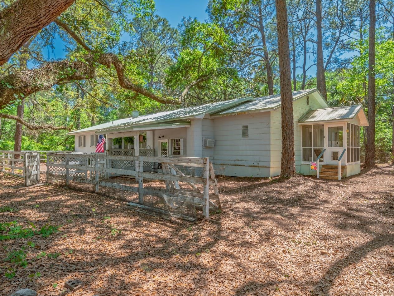 123 Carter Road Crawfordville, FL 32327 - Photo 3 of 39
