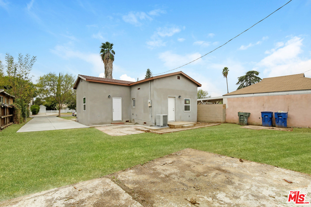 3331 Spruce Street Riverside, CA 92501 - Photo 4 of 13