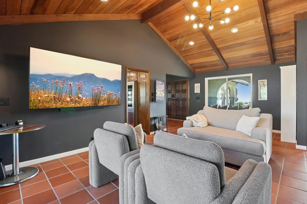 2073 Elevado Road Vista, CA 92084 - Photo 24 of 73