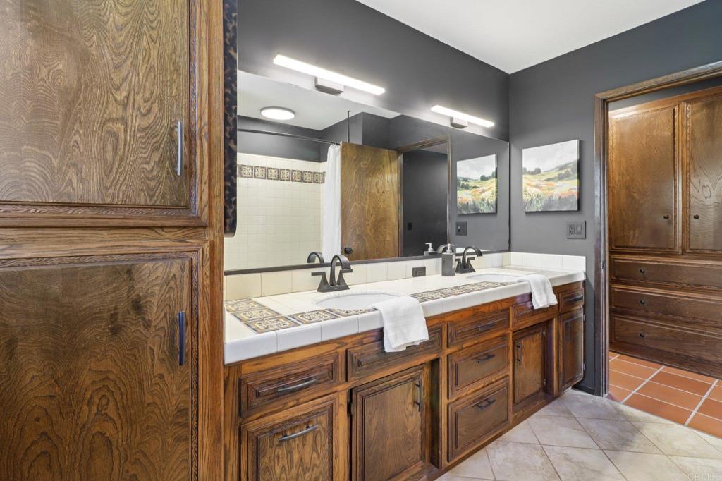 2073 Elevado Road Vista, CA 92084 - Photo 36 of 73