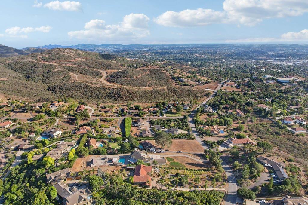 2073 Elevado Road Vista, CA 92084 - Photo 67 of 73