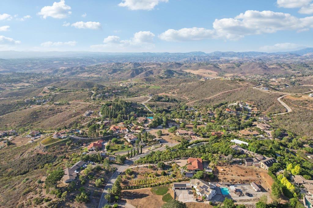 2073 Elevado Road Vista, CA 92084 - Photo 69 of 73