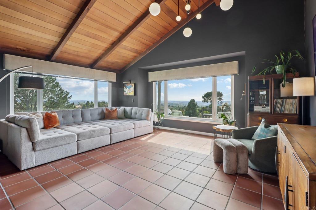 2073 Elevado Road Vista, CA 92084 - Photo 9 of 73