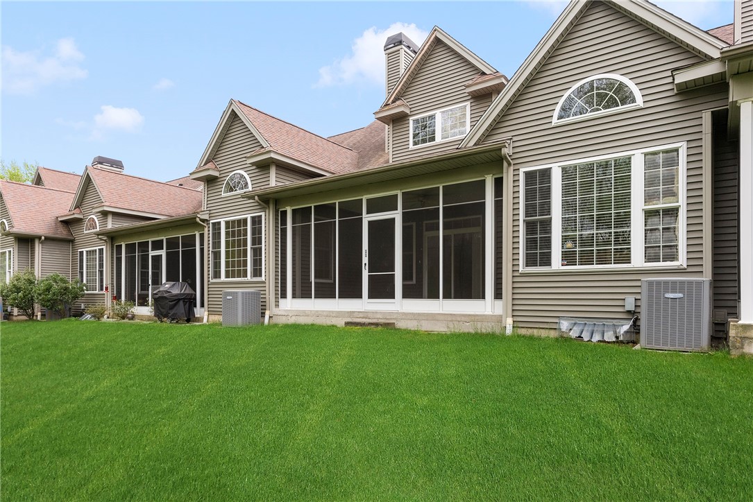 315 Old River Road, Unit 11 Lincoln, RI 02838 - Photo 26 of 27 Unit exterior rear