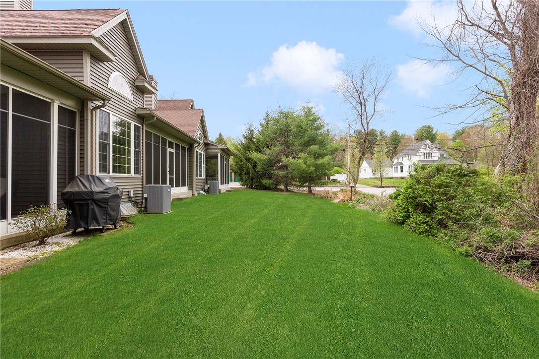 315 Old River Road, Unit 11 Lincoln, RI 02838 - Photo 27 of 27 backyard