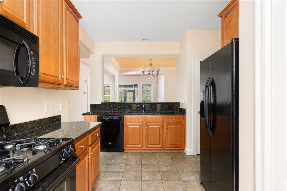 315 Old River Road, Unit 11 Lincoln, RI 02838 - Photo 9 of 27