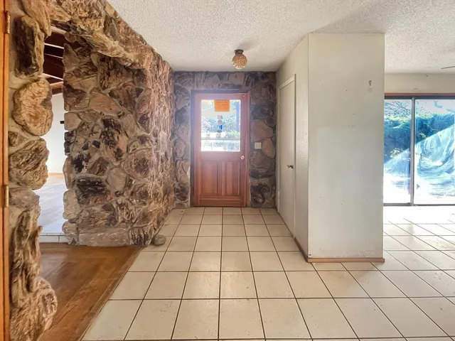 $355,000 | 20085 Woodbury Drive, Grass Valley, CA 95949