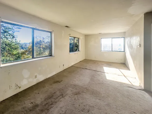 $355,000 | 20085 Woodbury Drive, Grass Valley, CA 95949