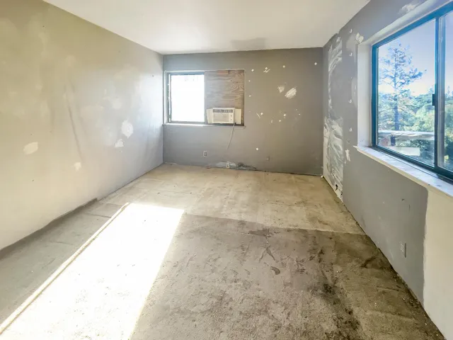 $355,000 | 20085 Woodbury Drive, Grass Valley, CA 95949