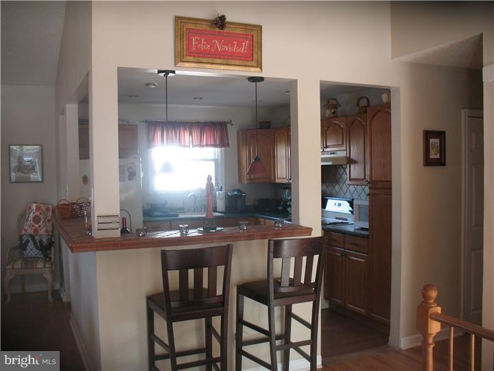 701 Welsh Road Philadelphia, PA 19115 - Photo 6 of 25 Kitchen