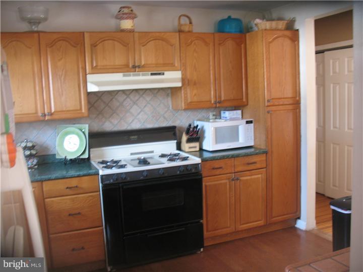 701 Welsh Road Philadelphia, PA 19115 - Photo 7 of 25 Kitchen