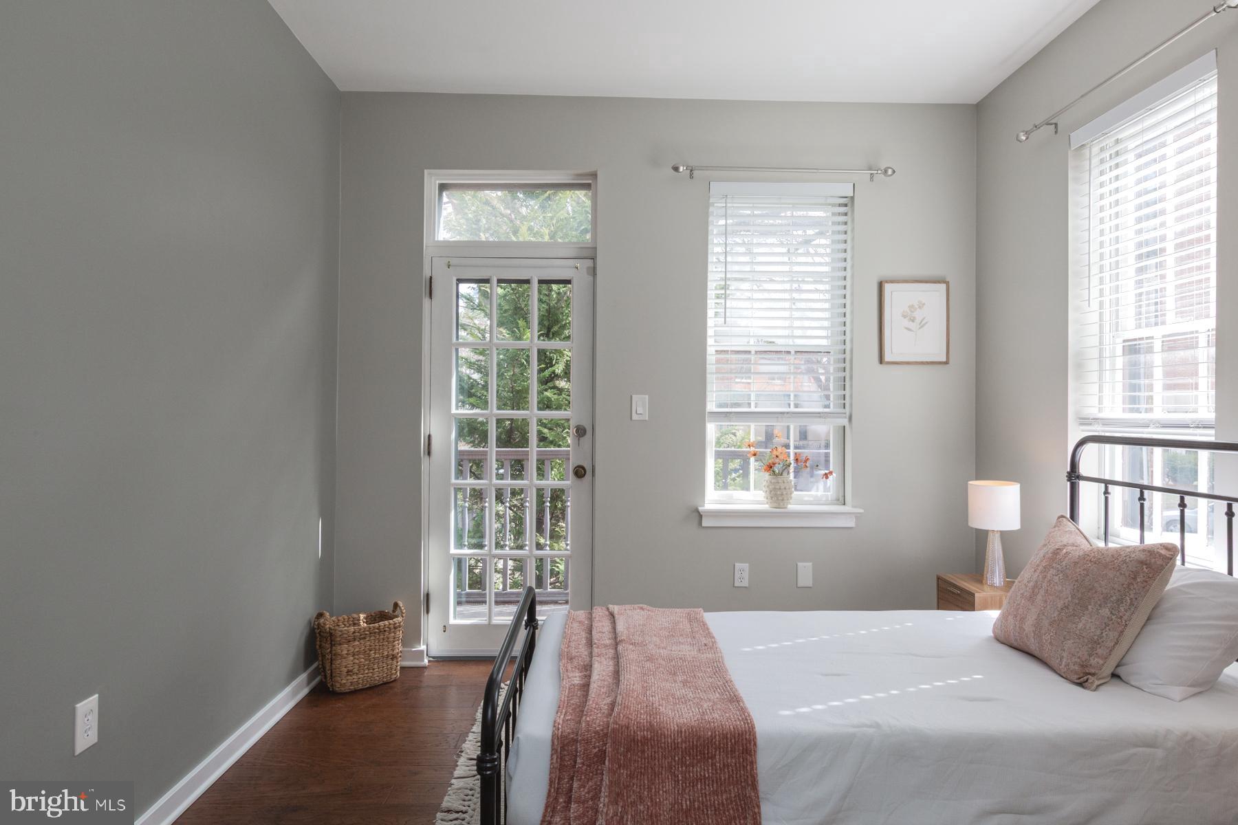 137 South Duke Street Lancaster, PA 17602 - Photo 25 of 51 a bedroom with a bed and a window