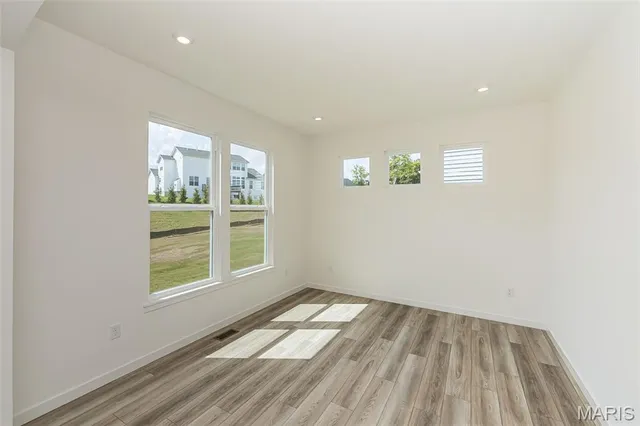 $705,900 | 6730 Snowy Owl Lane, St. Louis, MO 63123