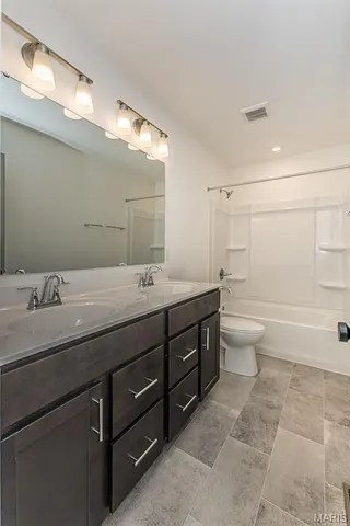 $705,900 | 6730 Snowy Owl Lane, St. Louis, MO 63123