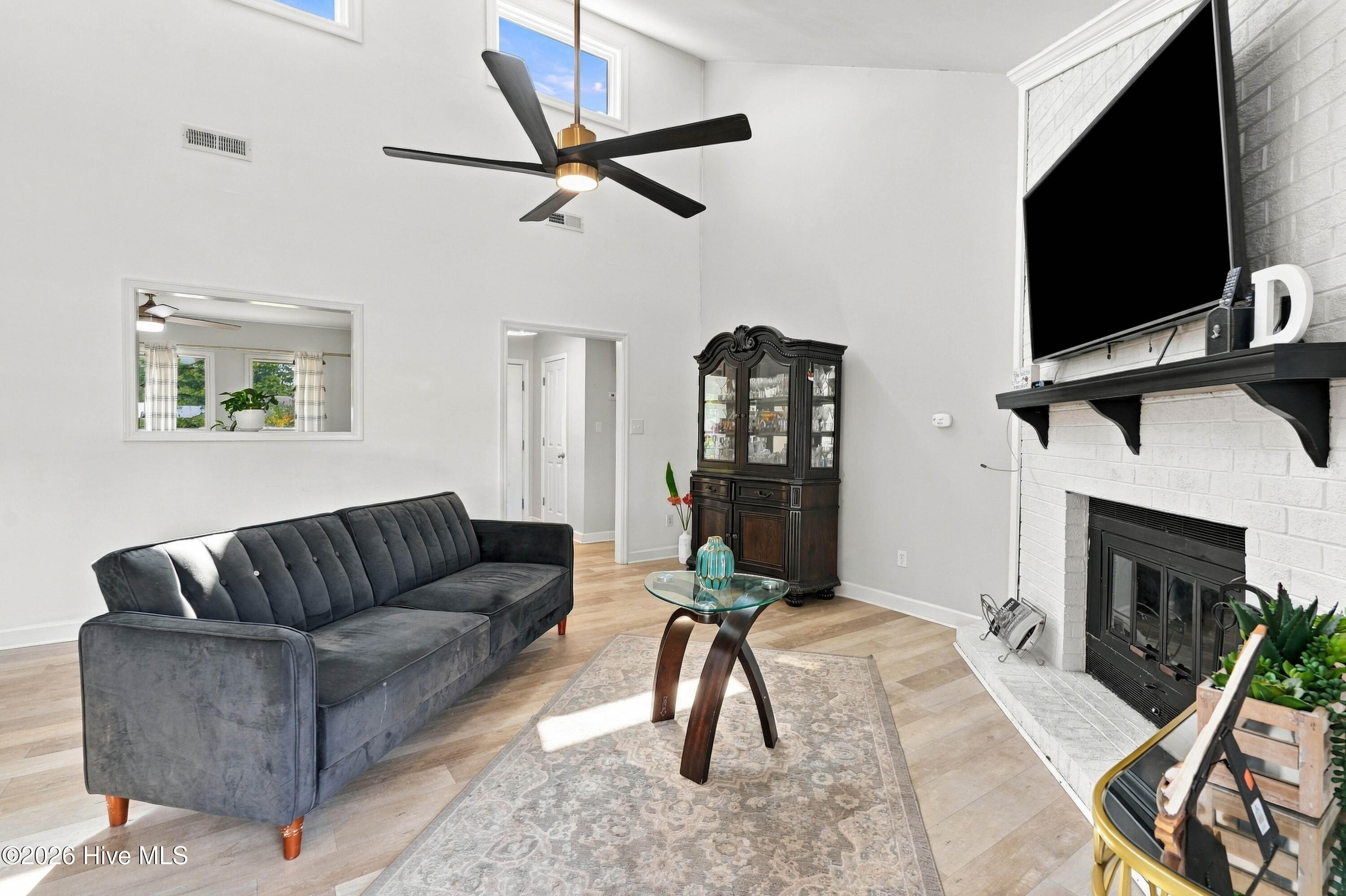 107 Knotline Road New Bern, NC 28562 - Photo 7 of 67 7_living area