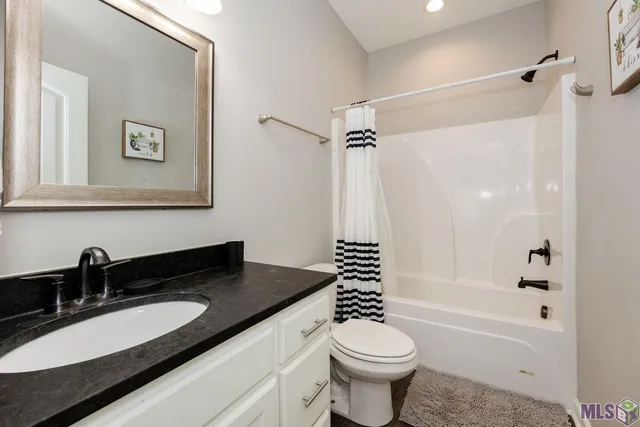 $2,000,000 | 3202-3230 Iowa Street, Baton Rouge, LA 70802