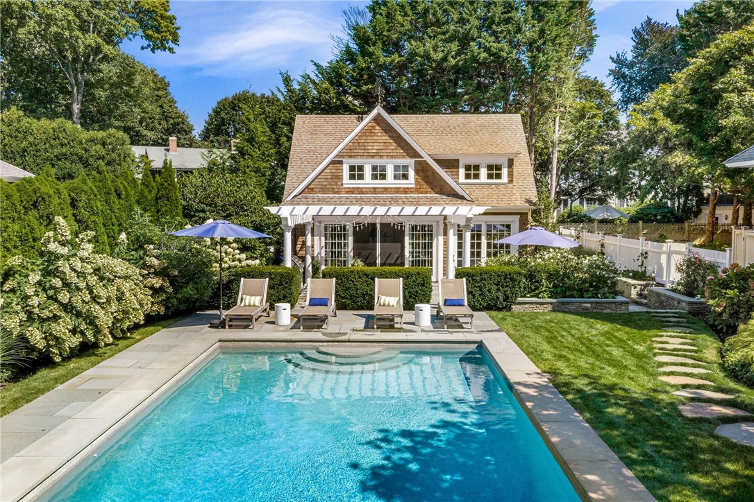 100 Longfellow Road Jamestown, RI 02835 - Photo 12 of 50 Pool with pool house