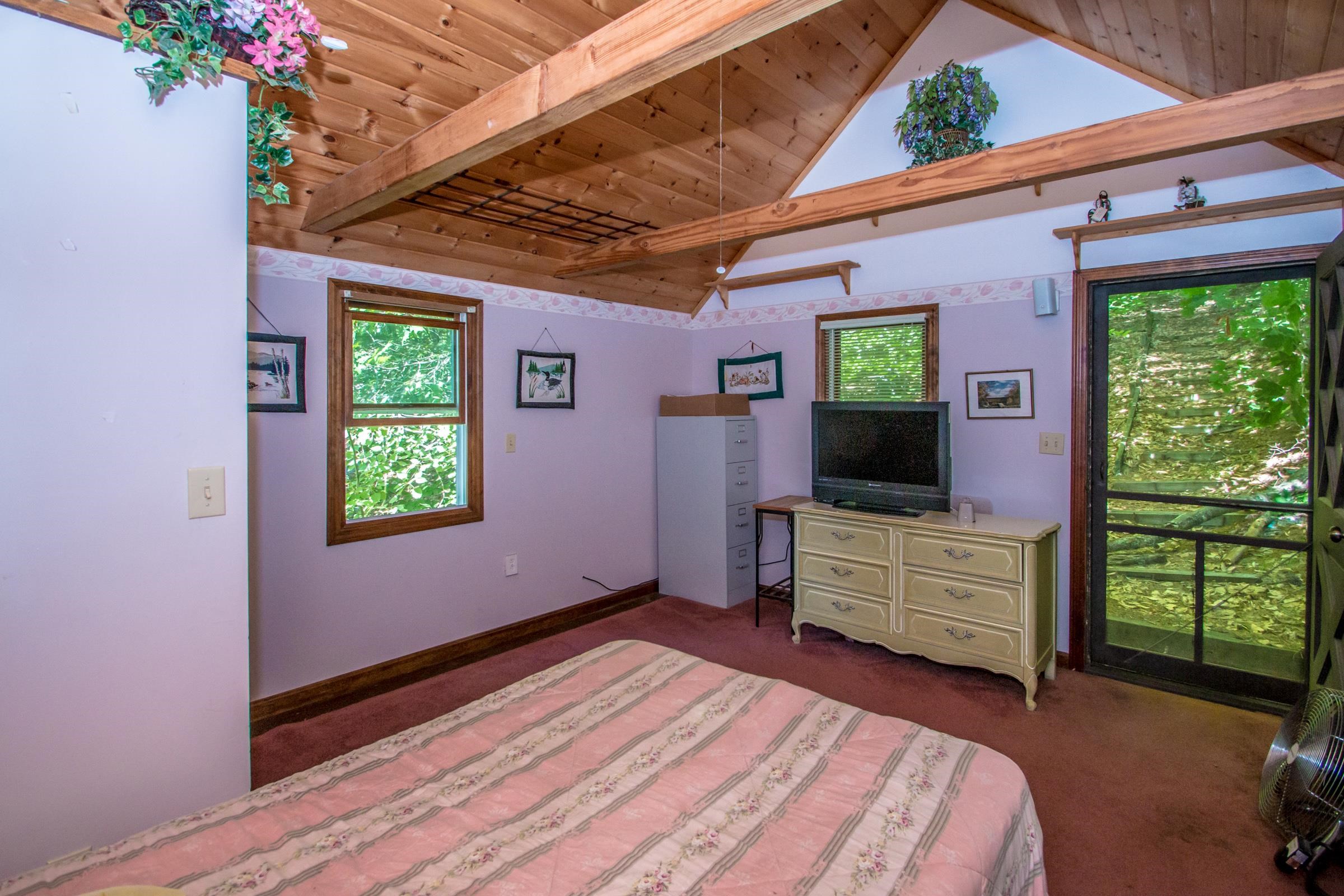 278 Camp Road Wakefield, NH 03872 - Photo 16 of 32 Gallery Image 16