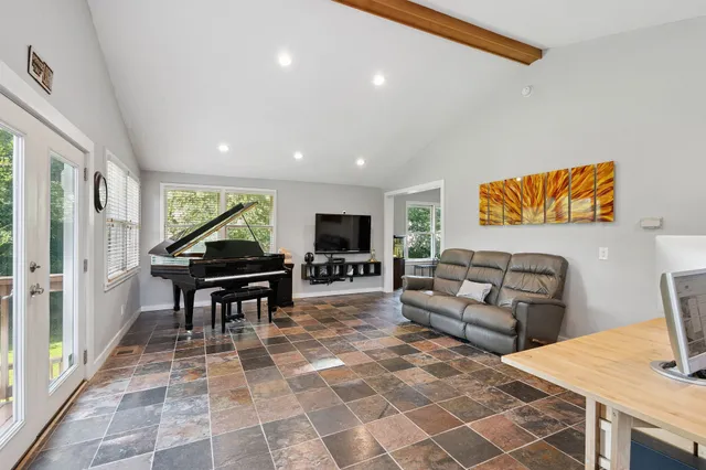 $1,350,000 | 9032 South Harpeth Court, Nashville, TN 37221