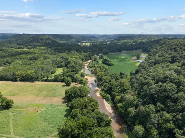 $1,350,000 | 9032 South Harpeth Court, Nashville, TN 37221