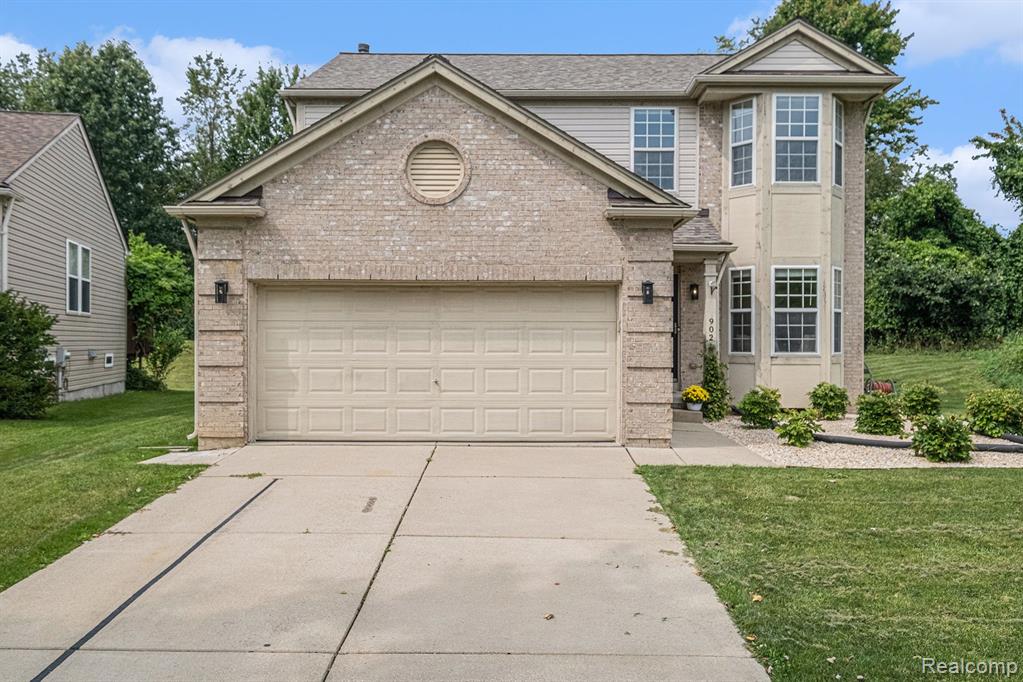 902 Deer Valley Road Holly, MI 48442 - Photo 1 of 30
