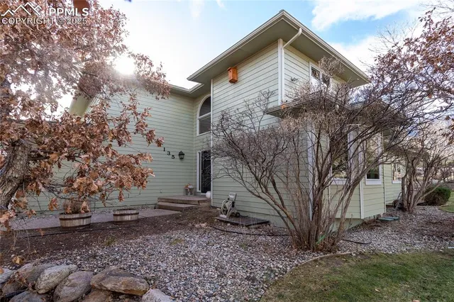 $950,000 | 135 Broadmoor Hills Drive, Colorado Springs, CO 80906