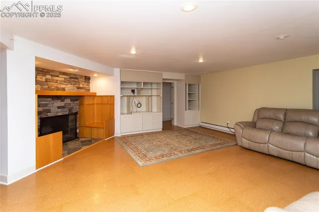 $950,000 | 135 Broadmoor Hills Drive, Colorado Springs, CO 80906