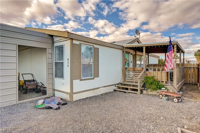 $245,000 | 450 West Ingram Avenue, Overton, NV 89040