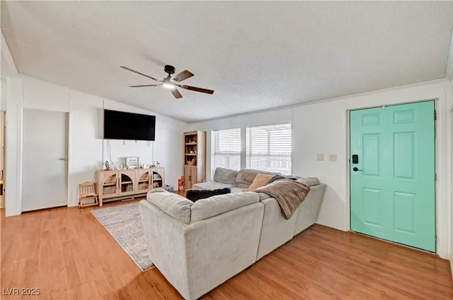 $245,000 | 450 West Ingram Avenue, Overton, NV 89040