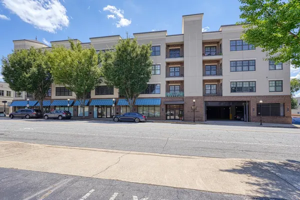 $229,900 | 155 East Broad Street, Unit 414, Spartanburg, SC 29306