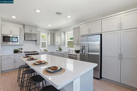 $1,749,000 | 5911 Silhouette Way, Dublin, CA 94568