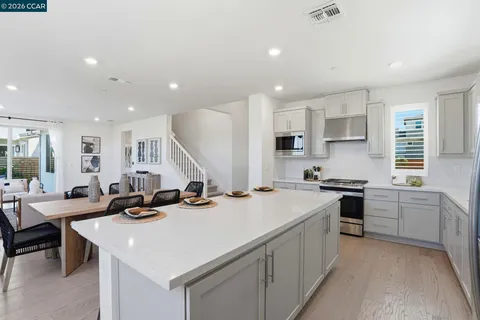 $1,749,000 | 5911 Silhouette Way, Dublin, CA 94568