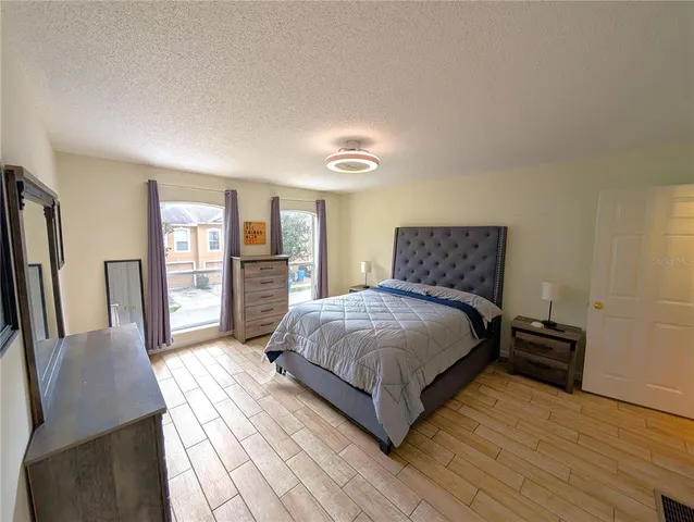 $1,975 | 4656 Ashburn Square Drive, Tampa, FL 33610