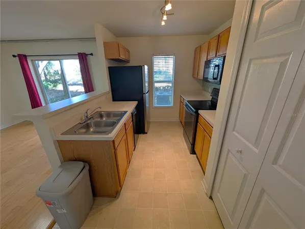 $1,845 | 4656 Ashburn Square Drive, Tampa, FL 33610