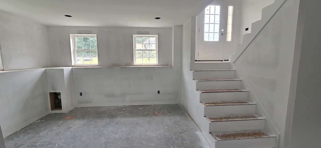 6 Adams Road Townsend, MA 01469 - Photo 12 of 20