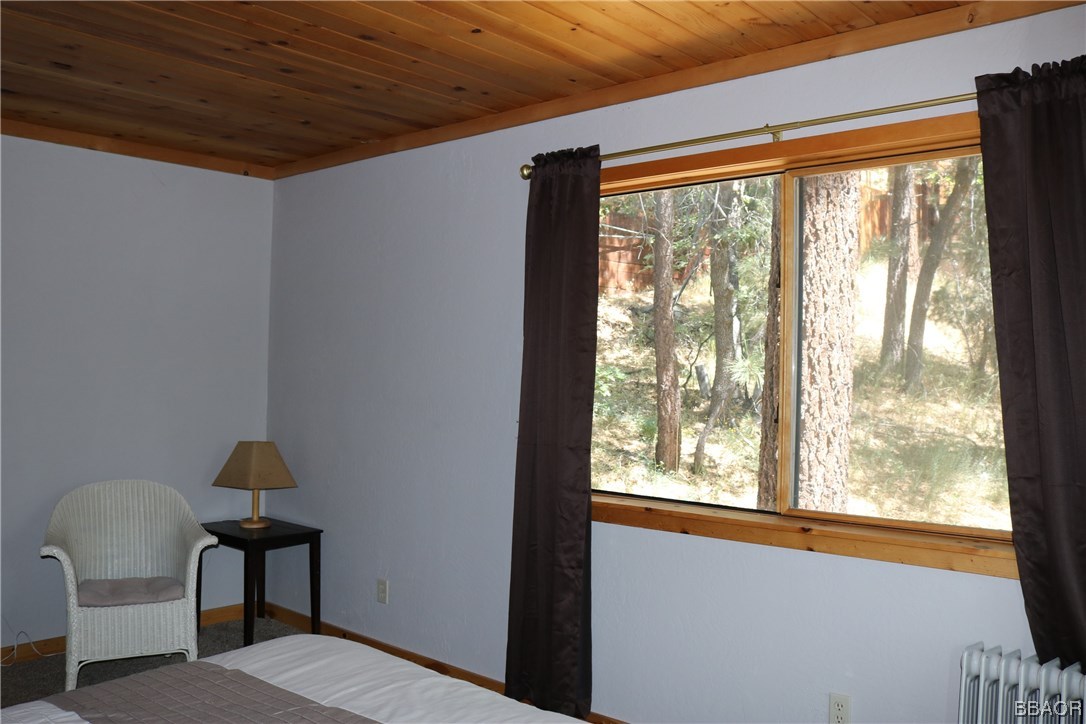 1143 Ridge Road Fawnskin, CA 92333 - Photo 13 of 27 Gallery Image 13
