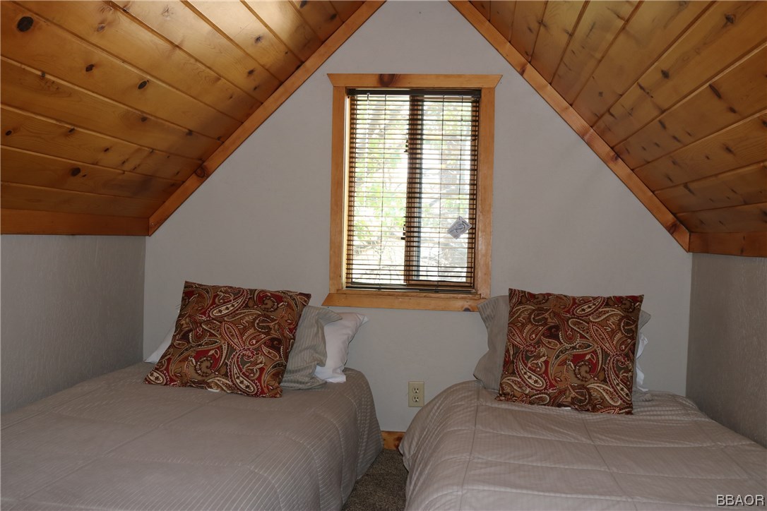 1143 Ridge Road Fawnskin, CA 92333 - Photo 20 of 27 Gallery Image 20